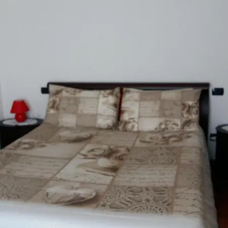Carol 아파트 카스나테 콘 베르나테